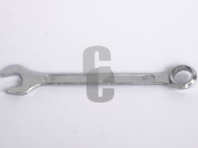 Ключ звездогаечен - 19мм.                                                                                                                                                                                                                                                                                   